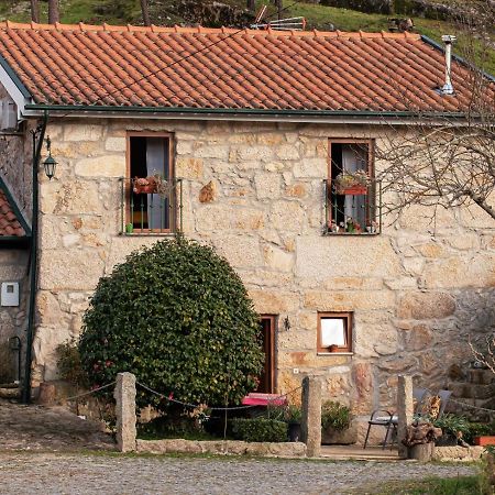 モンジン・デ・バスト Casa Senhor Da Ponteヴィラ エクステリア 写真